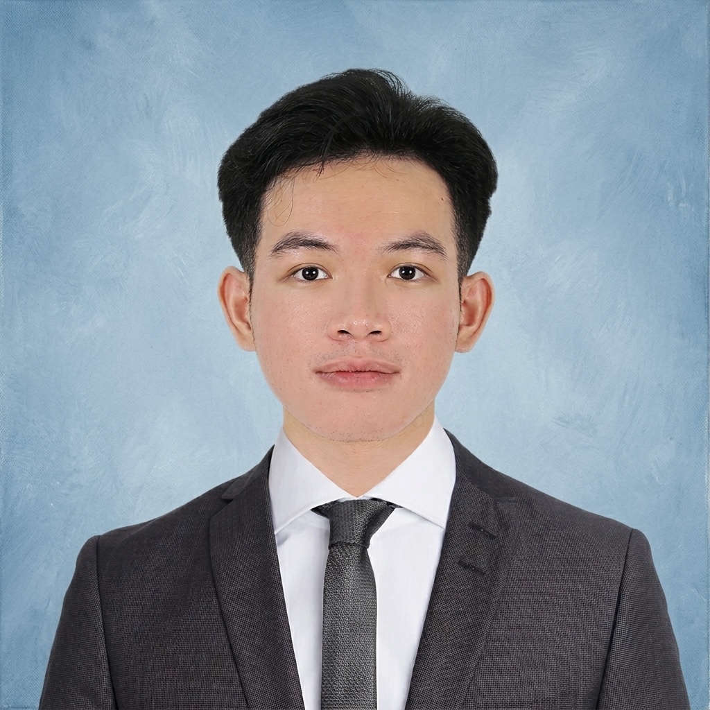 Professional portrait of Minh Khoa Nguyen